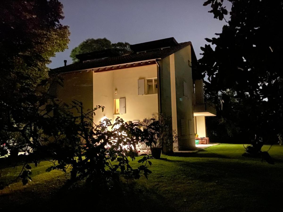 Acero Giallo Parma Eksteriør billede